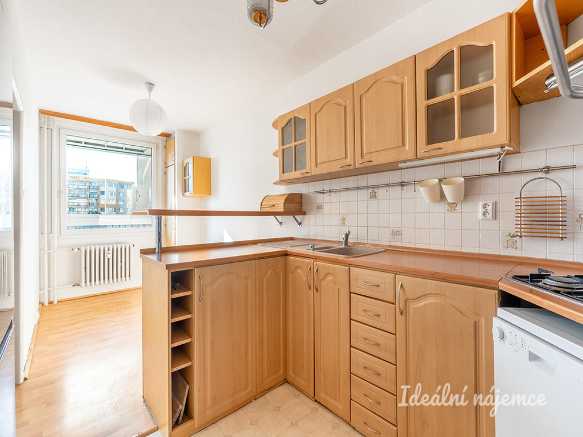 Pronájem bytu  3+1, Brandlova, 24950 Kč/měs Chodov, 83 m2