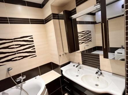 Pronájem bytu, 3+1, 75 m² obrázek