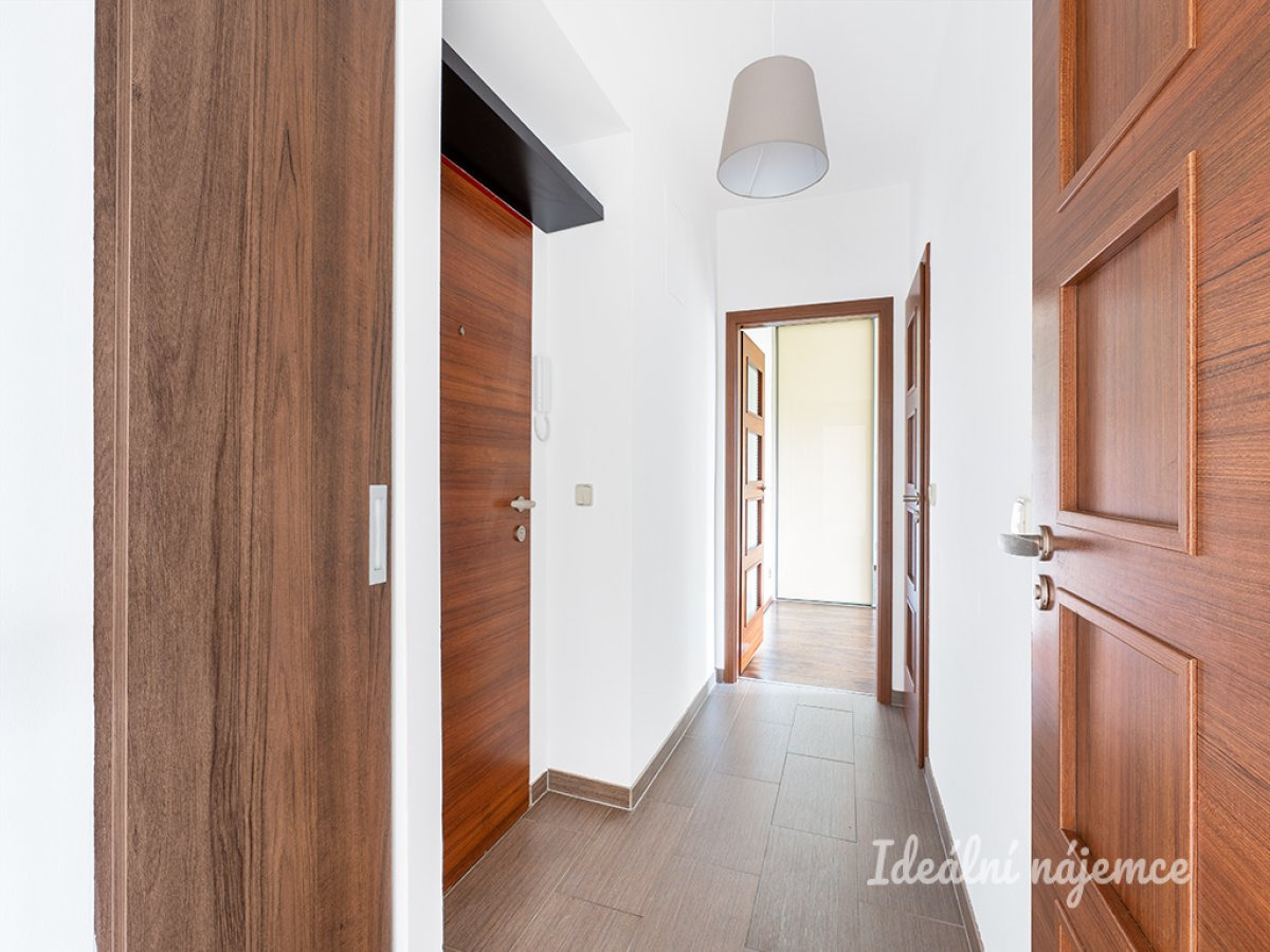 Pronájem bytu 2+1, Púchovská, Záběhlice, 20000 Kč/měs, 50 m2