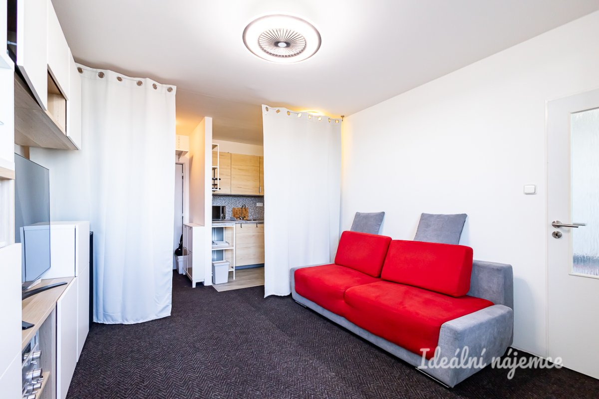 Pronájem bytu 2+kk, Jílovská, Braník, 18000 Kč/měs, 35 m2