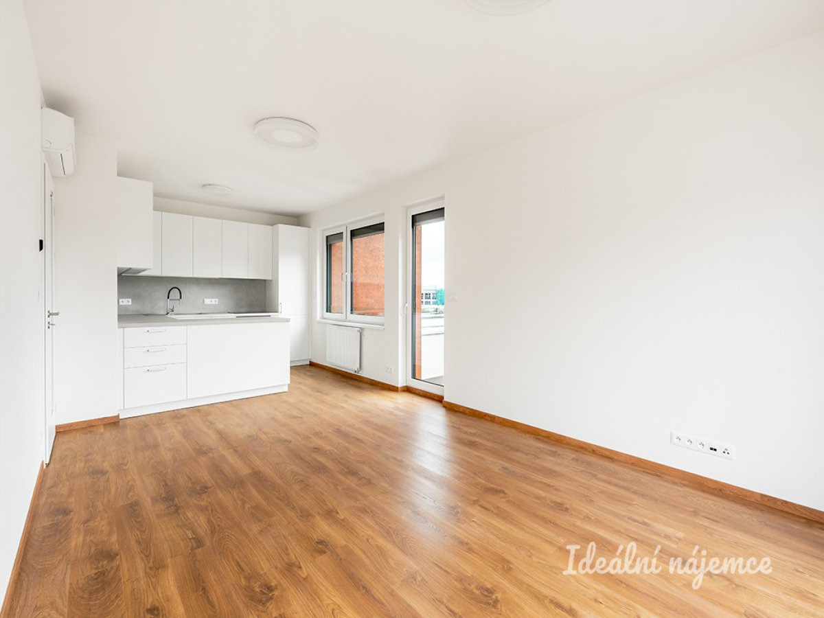 Pronájem bytu 3+kk, Pavla Beneše, Letňany, 33750 Kč/měs, 85 m2