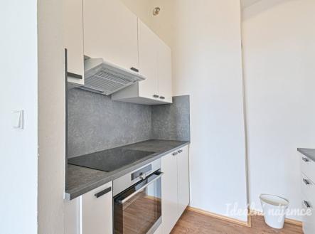 Pronájem bytu, 3+kk, 84 m²