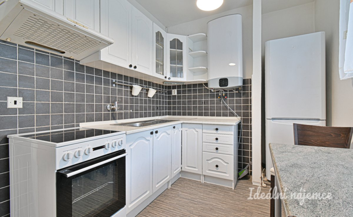 Pronájem bytu 1+1, Tyršova, Královo Pole, 14 100 Kč/měs, 37 m2