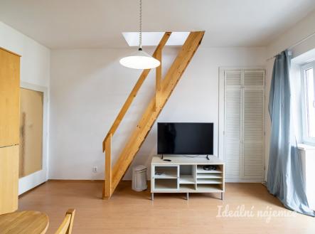 Pronájem bytu, 2+kk, 46 m²