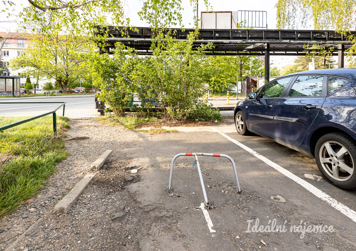 Pronájem bytu 2+kk, Limuzská, Strašnice, 50 m2