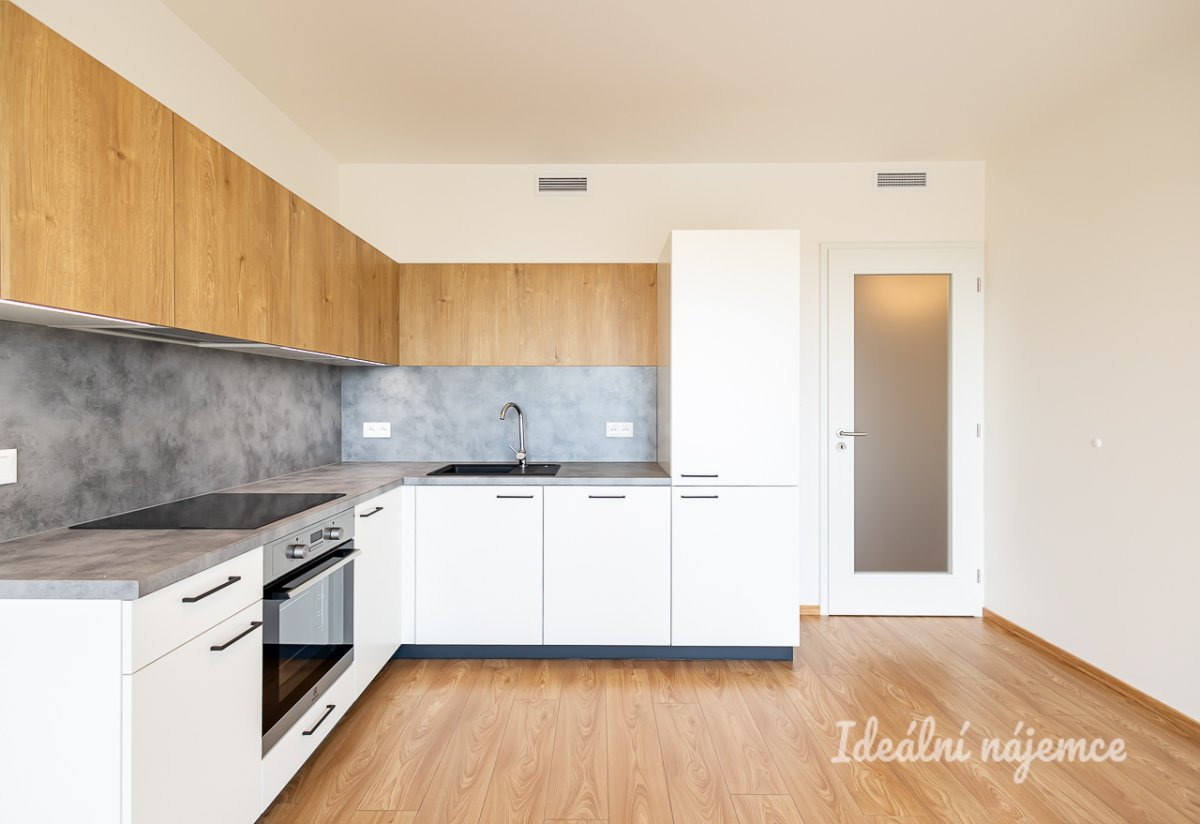 Pronájem bytu 2+kk, Zimova, Kamýk, 23000 Kč/měs, 50 m2