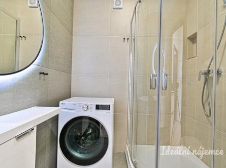 Pronájem bytu, 1+kk, 23 m²