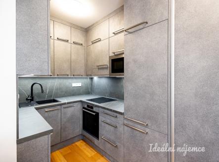 Pronájem bytu, 1+kk, 23 m² obrázek
