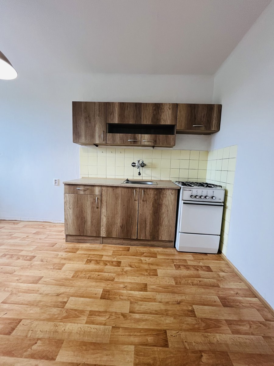 Pronájem bytu 1+1, 1. Československého armádního sboru, Poruba-sever, 7400 Kč/měs, 36 m2