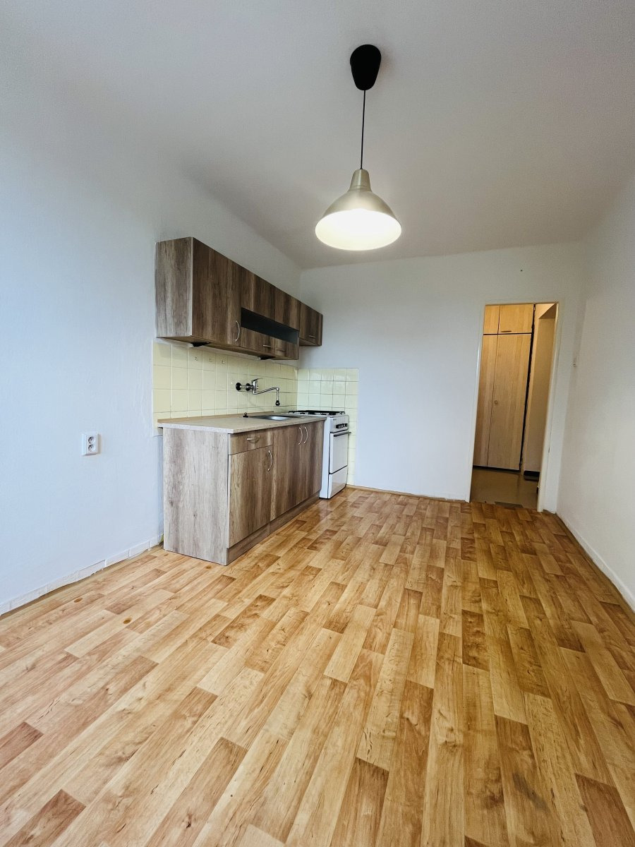 Pronájem bytu 1+1, 1. Československého armádního sboru, Poruba-sever, 7400 Kč/měs, 36 m2
