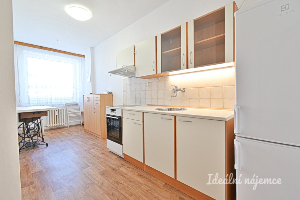 Pronájem bytu 4+1, třída Míru, Pardubice, 22000 Kč/měs, 90 m2