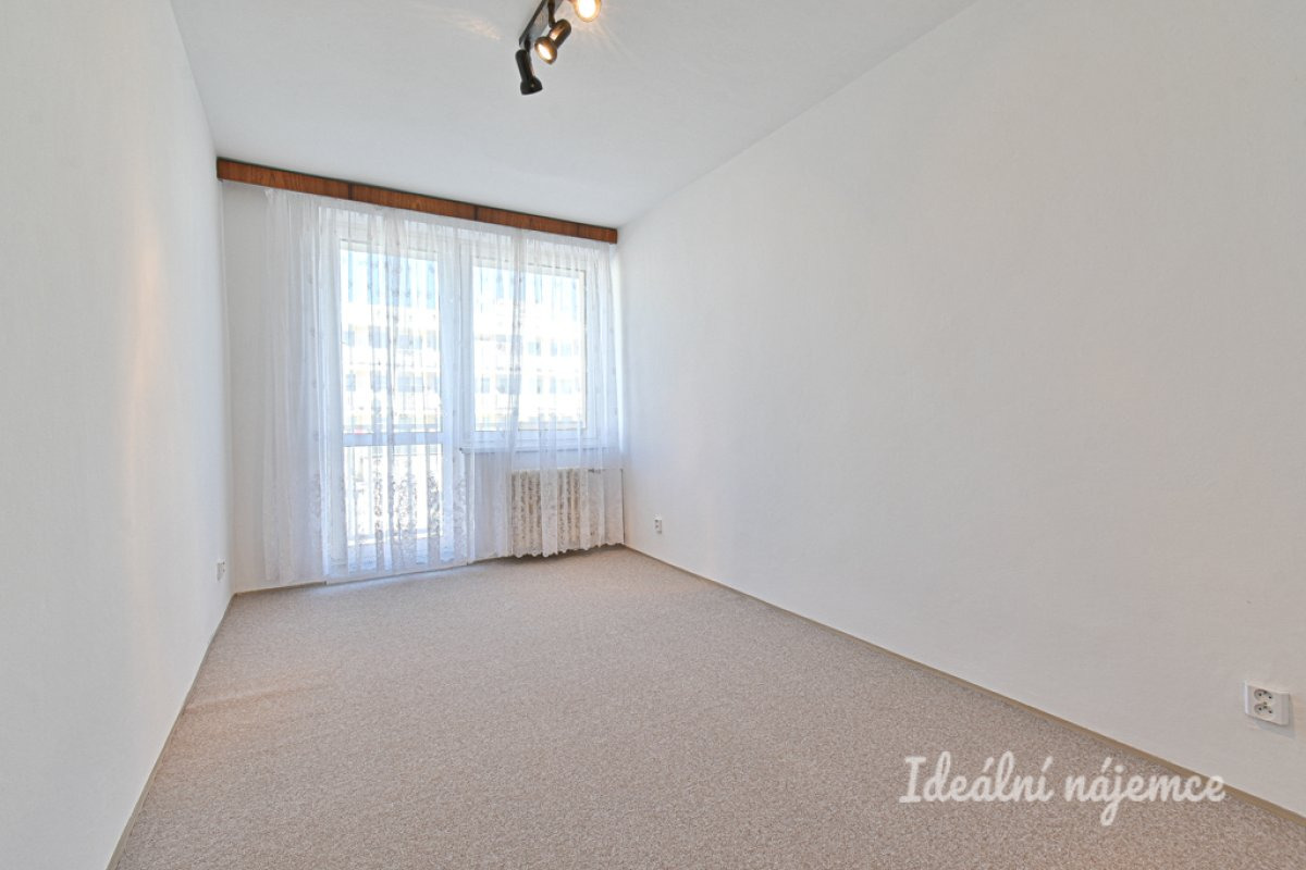 Pronájem bytu 4+1, třída Míru, Pardubice,  22000 Kč/měs, 90 m2