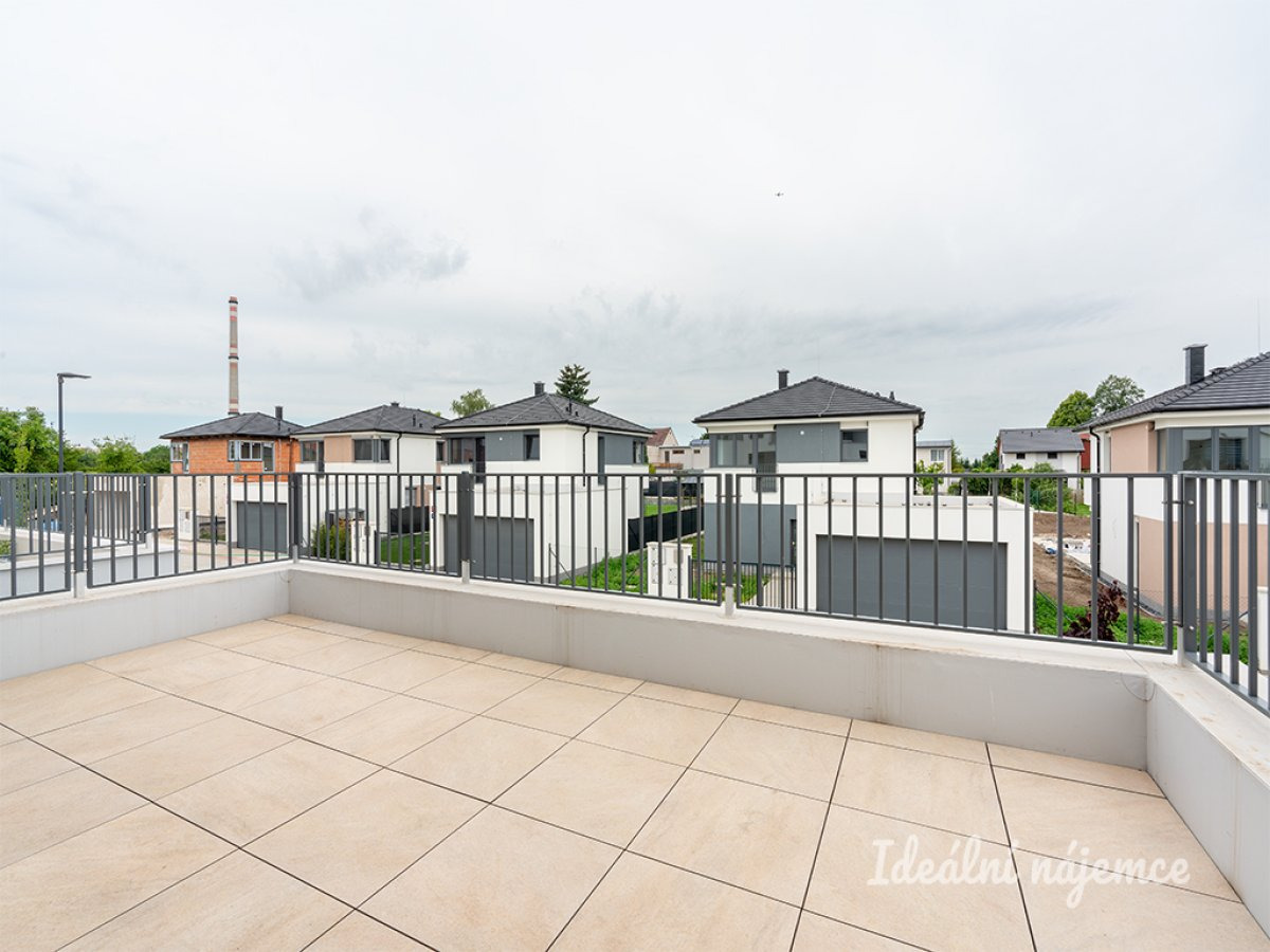 Pronájem bytu 2+kk, U Slaviborského dvora, Třeboradice, 25 990 Kč/měs, 52 m2