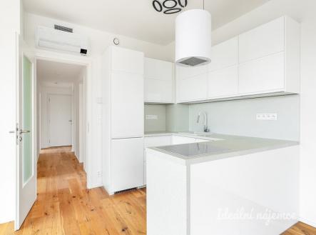 Pronájem bytu, 3+kk, 78 m²