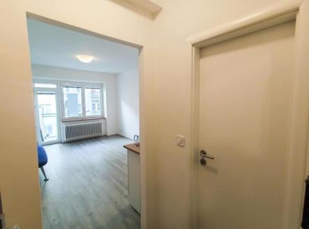 Pronájem bytu, 2+kk, 29 m²