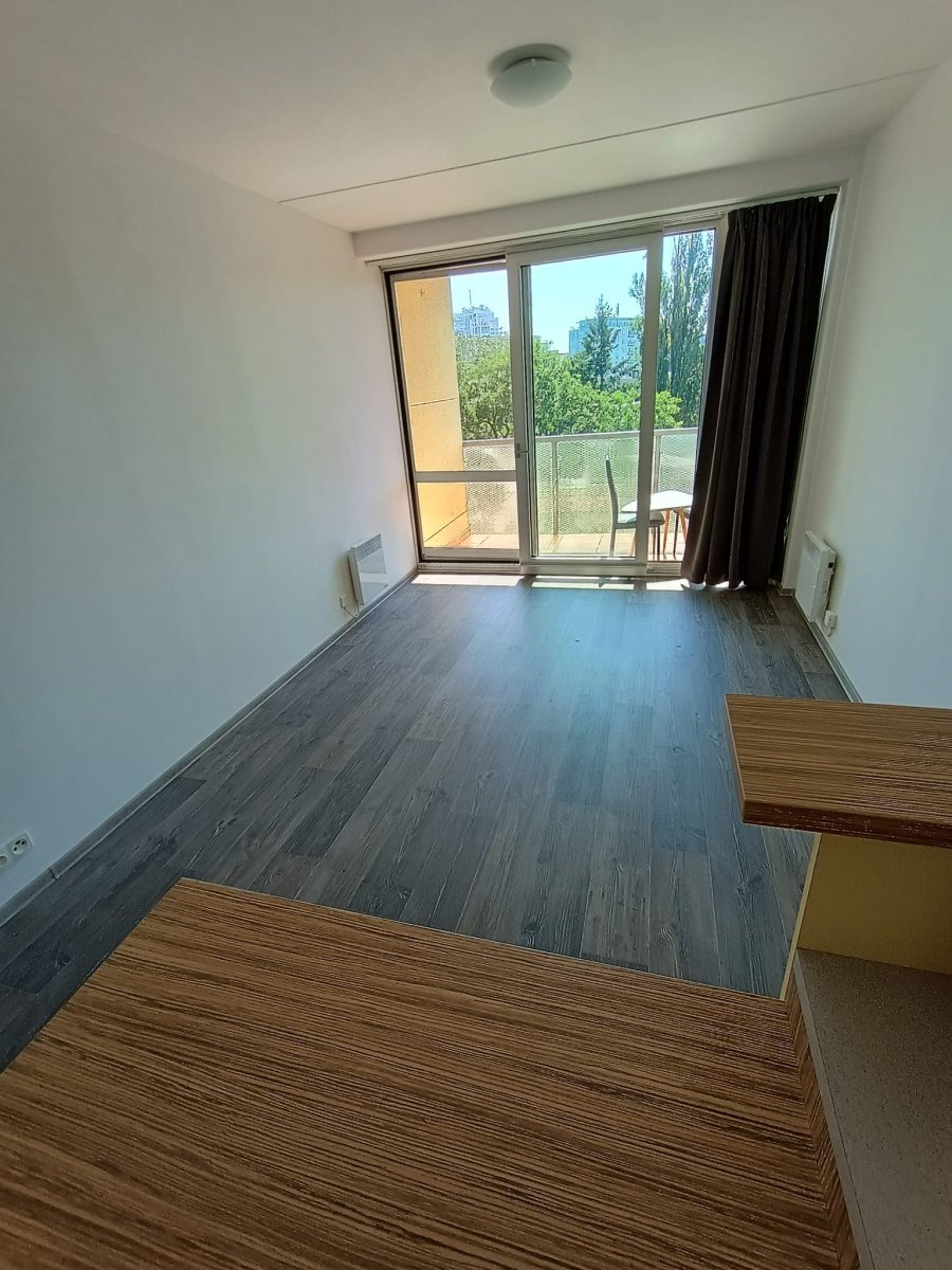 Pronájem bytu 1+kk, Kavaleristů, Hodolany, 11 800Kč/měs, 31 m2