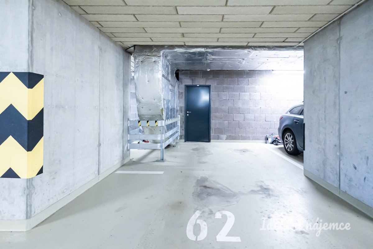 Pronájem bytu 2+kk, Zvěřinova, Strašnice, 28000 Kč/měs, 68 m2