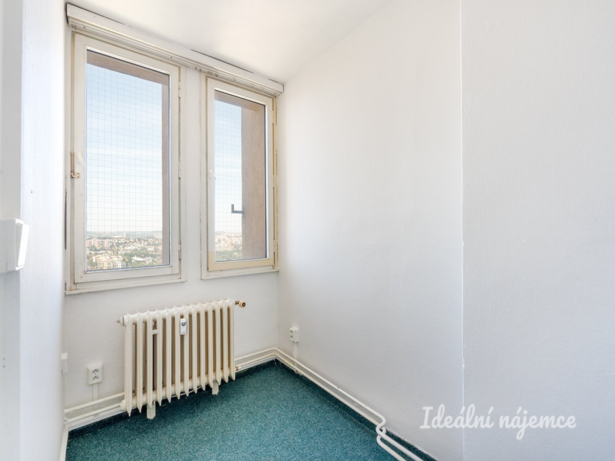 Pronájem bytu 1+1, Jabloňová, Záběhlice, 12500 Kč/měs, 27 m2
