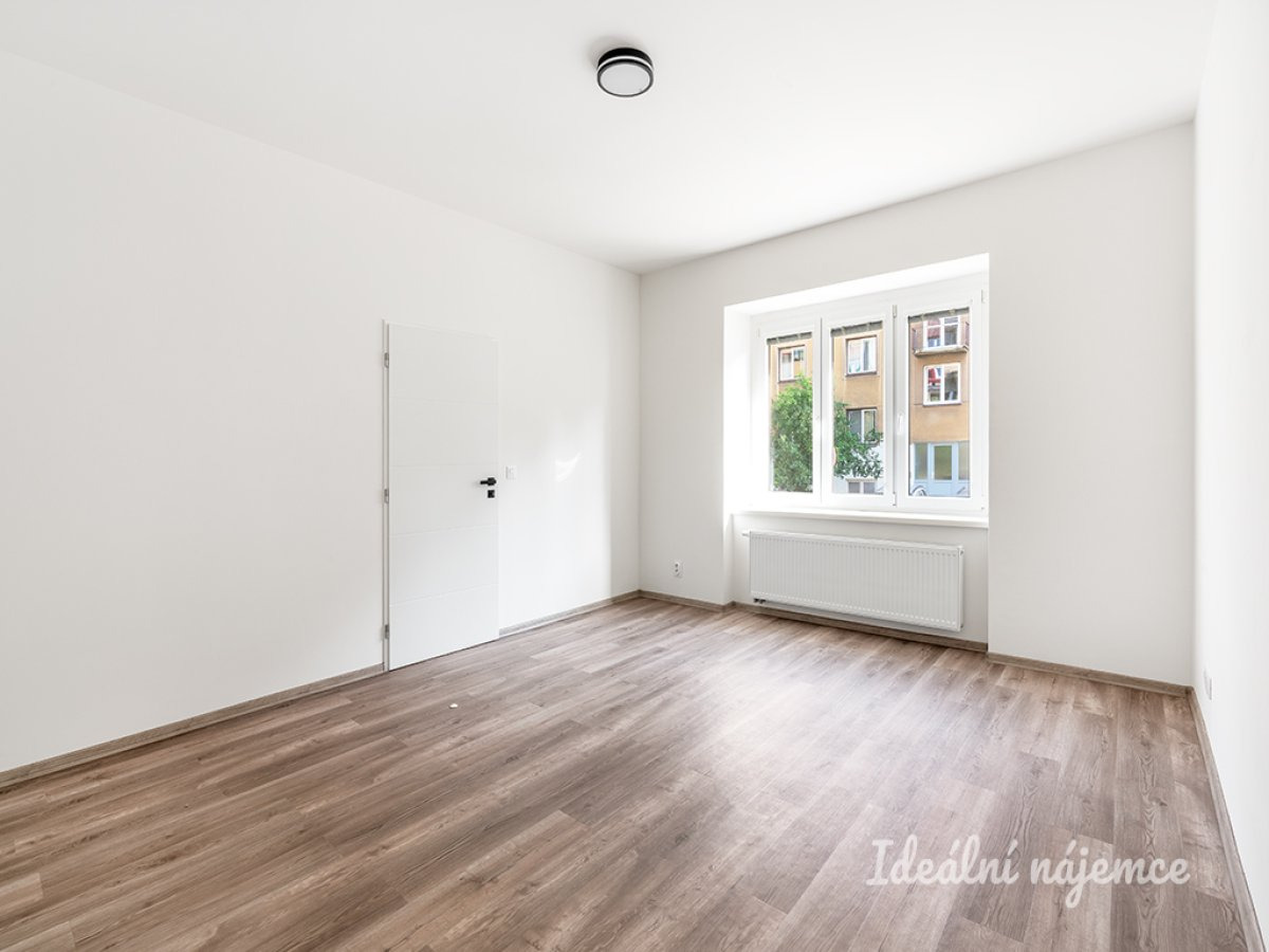 Pronájem bytu 2+kk, Nad přívozem, Braník,  60 m2