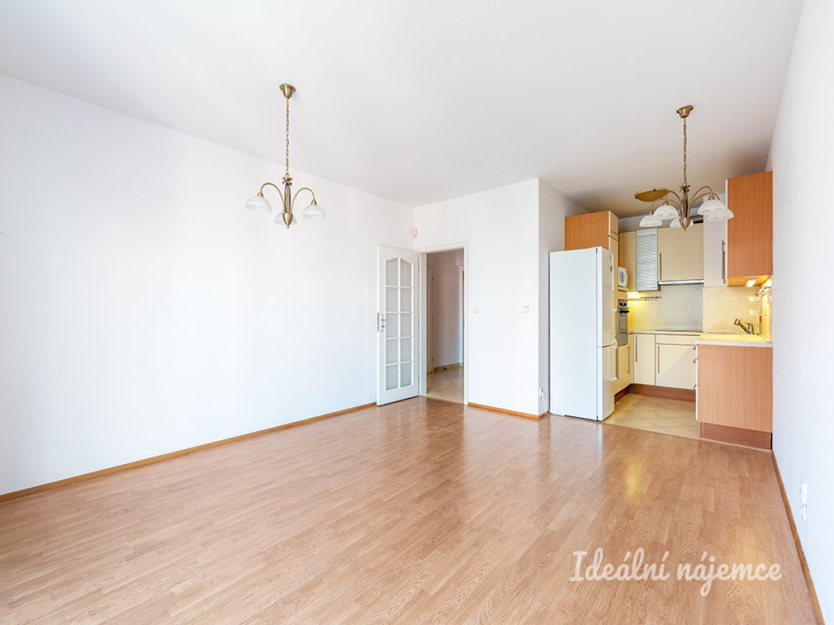 Pronájem bytu 2+kk, Velenovského, Záběhlice, 21990 Kč/měs, 52 m2