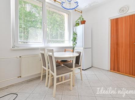 Pronájem bytu, 3+1, 80 m²