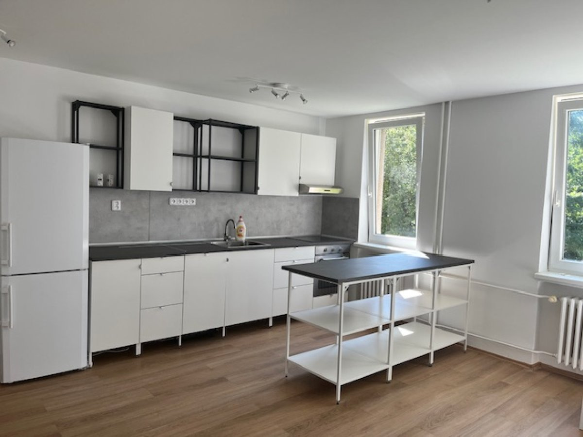 Pronájem bytu 2+kk, Semtínská, Ohrazenice, 13900 Kč/měs, 45 m2