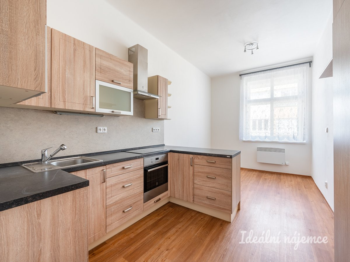 Pronájem bytu 2+kk, Slezská, Vinohrady, 19900 Kč/měs, 48 m2