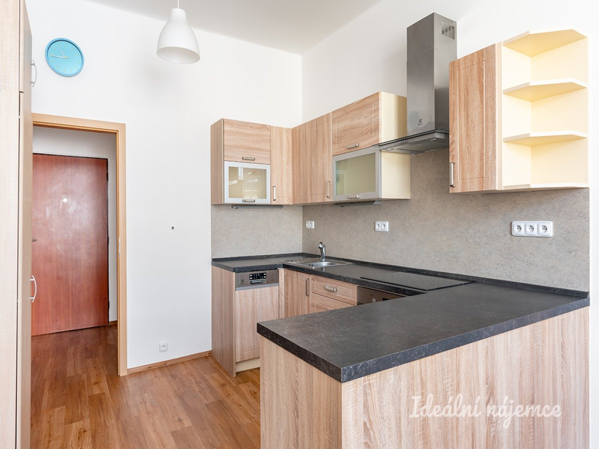 Pronájem bytu 2+kk, Slezská, Vinohrady, 19900 Kč/měs, 48 m2