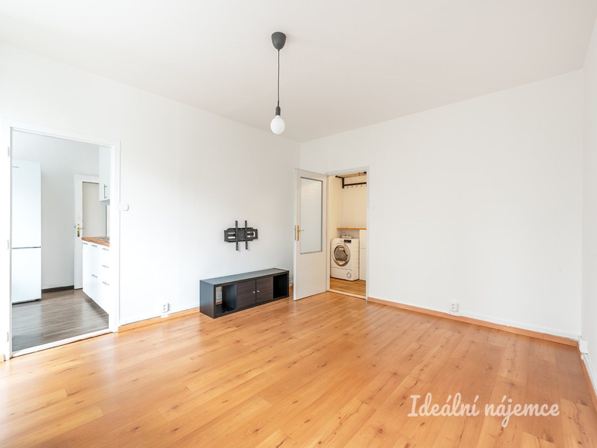 Pronájem bytu 3+1, Renoirova, Hlubočepy, 23900 Kč/měs, 75 m2