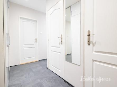 Pronájem bytu, 2+kk, 44 m²