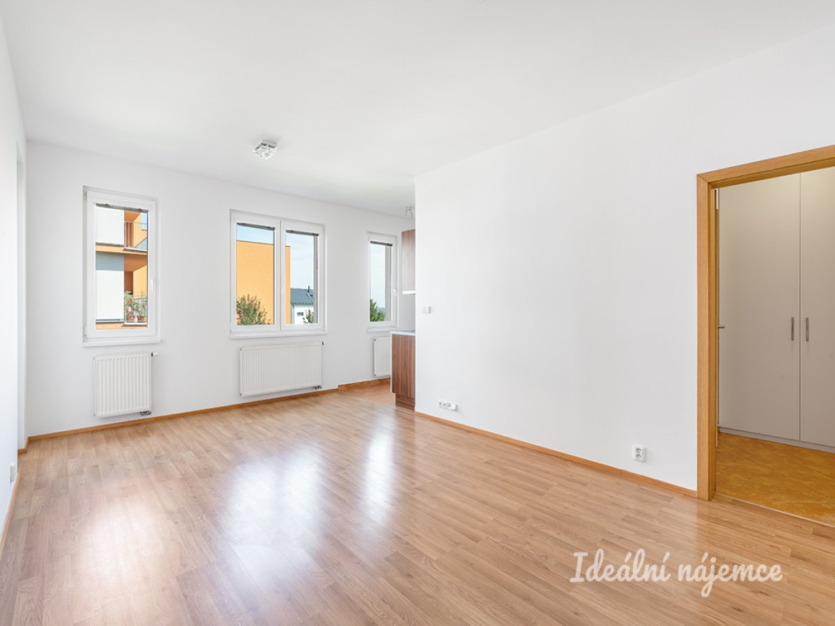 Pronájem bytu 2+kk, Radouňova, Řeporyje, 22900 Kč/měs, 52 m2