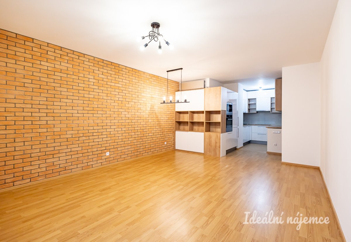 Pronájem bytu 3+kk, Adamova, Veleslavín, 30900 Kč/měs, 84 m2