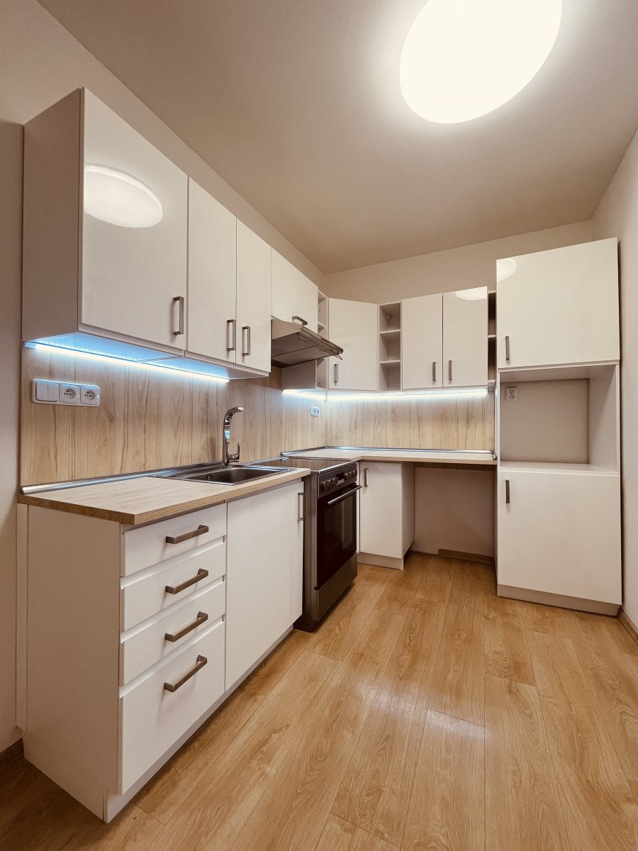 Pronájem bytu 2+1, Závodní, Hrabůvka, 12900Kč/měs, 52 m2