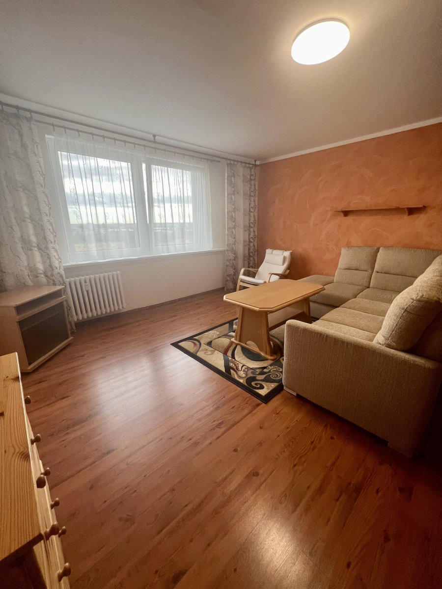 Pronájem bytu 2+kk, Macháčková, Skvrňany, 13900 Kč/měs, 45 m2