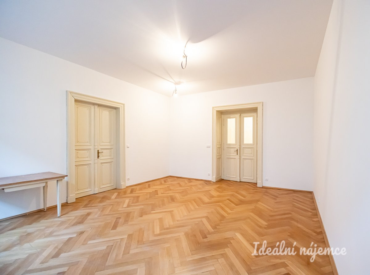 Pronájem bytu 3+1, Budečská, Vinohrady, 40900 Kč/měs, 98 m2