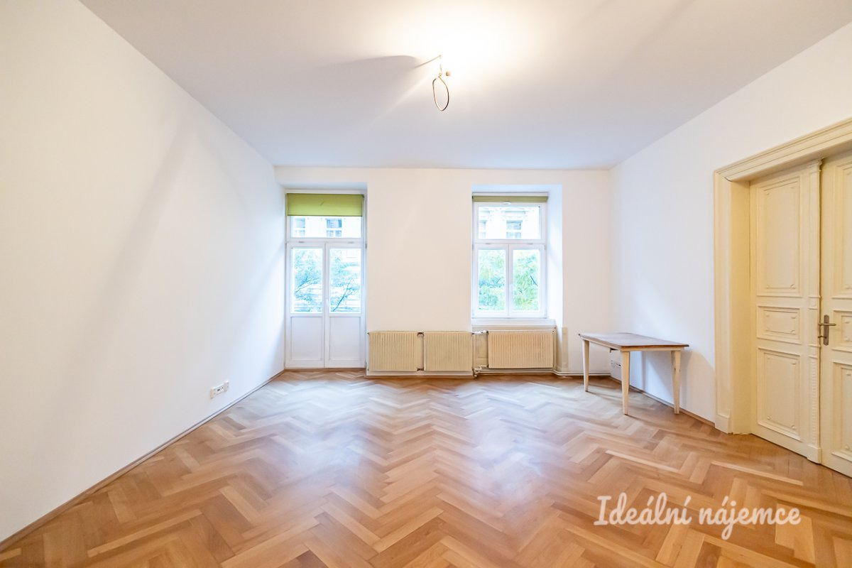 Pronájem bytu 3+1, Budečská, Vinohrady, 35900 Kč/měs, 98 m2