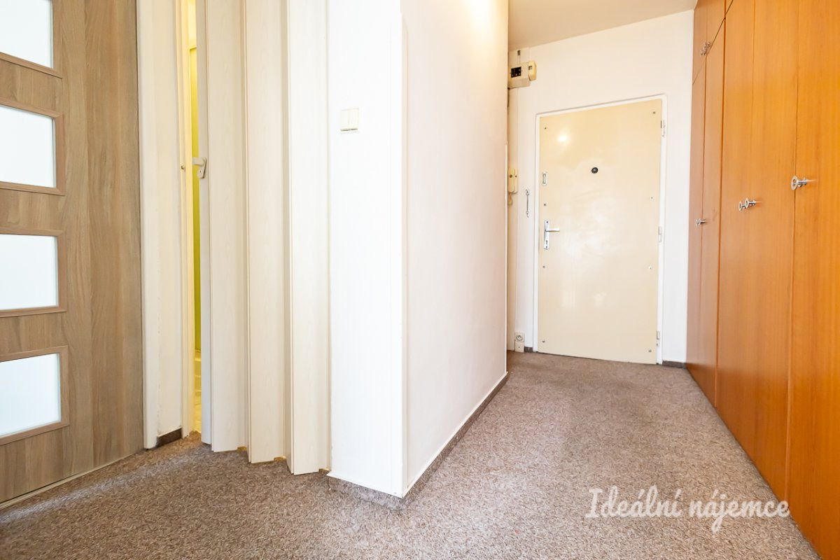 Pronájem bytu 2+kk, Zápasnická, Hostivař, 17500 Kč/měs, 39 m2