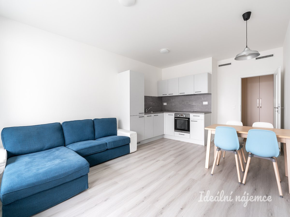 Pronájem bytu 2+kk, Kolbenova, Hloubětín, 25400 Kč/měs, 54 m2