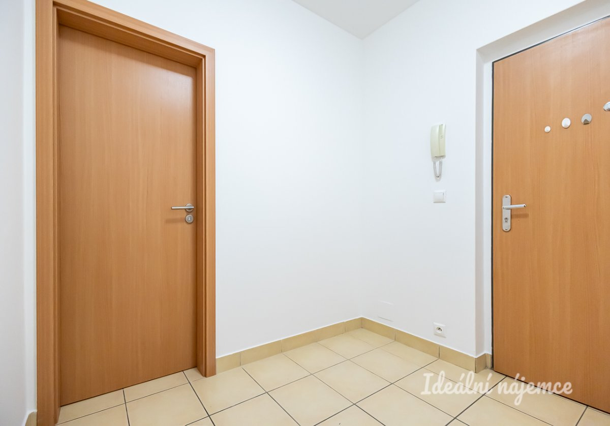 Pronájem bytu 2+kk, Nepelova, Hloubětín, 24900 Kč/měs, 58 m2