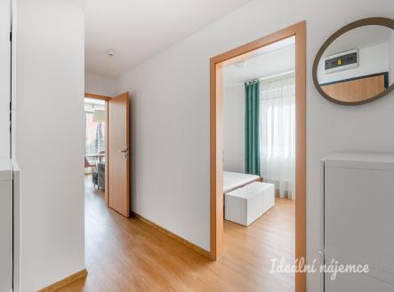 Pronájem bytu, 2+kk, 44 m²