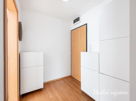 Pronájem bytu, 2+kk, 44 m²