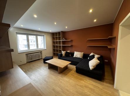 Pronájem bytu, 2+1, 60 m²