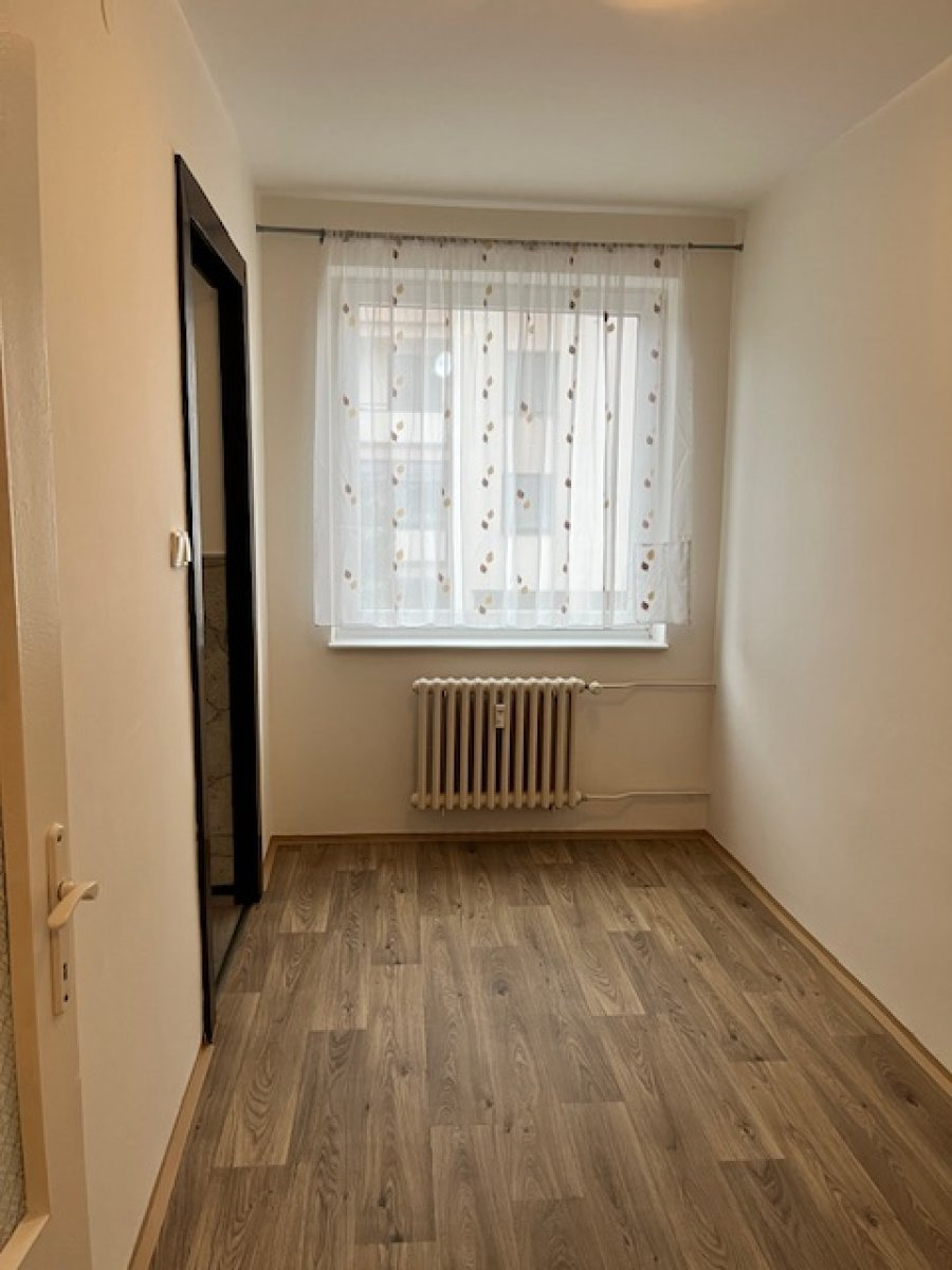 Pronájem bytu 3+1, Jiřího Potůčka, Trnová,  17.000 Kč/měs, 72 m2