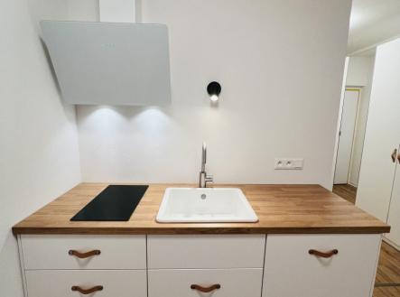 Pronájem bytu, 1+kk, 31 m²