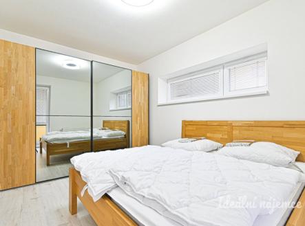 Pronájem bytu, 2+kk, 44 m²