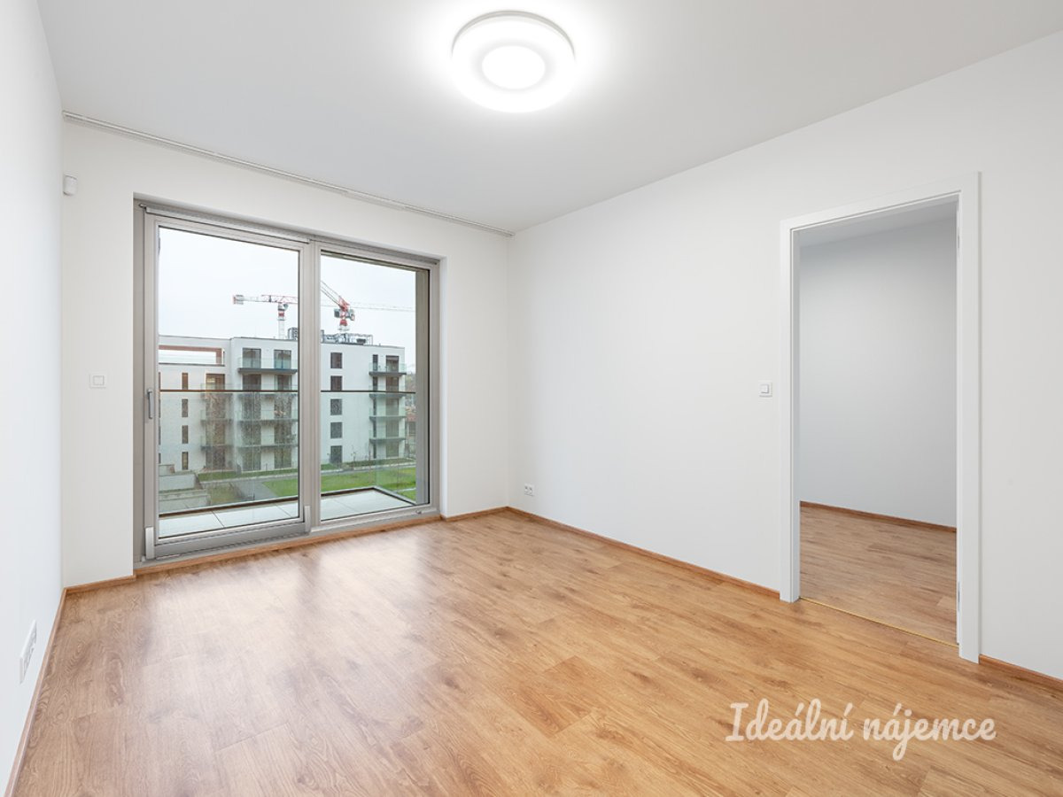 Pronájem bytu 2+kk, Malešická, Žižkov, 26700 Kč/měs, 53 m2