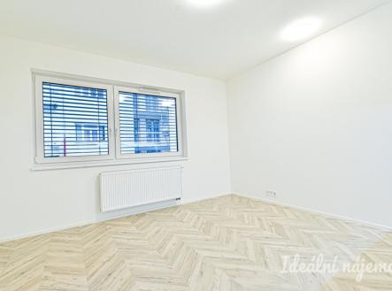 Pronájem bytu, 1+kk, 29 m²