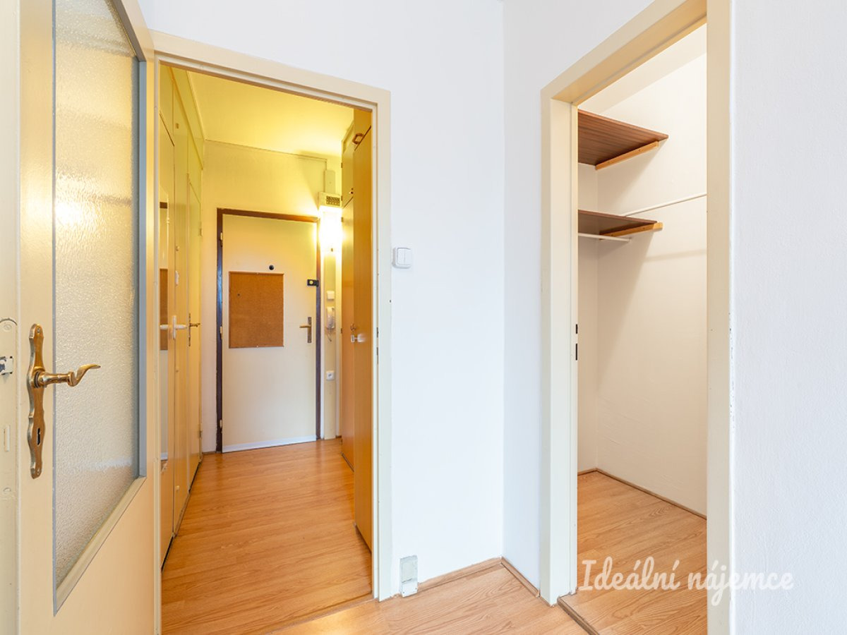 Pronájem bytu 1+kk, Bukolská, Bohnice, 14900 Kč/měs, 29 m2