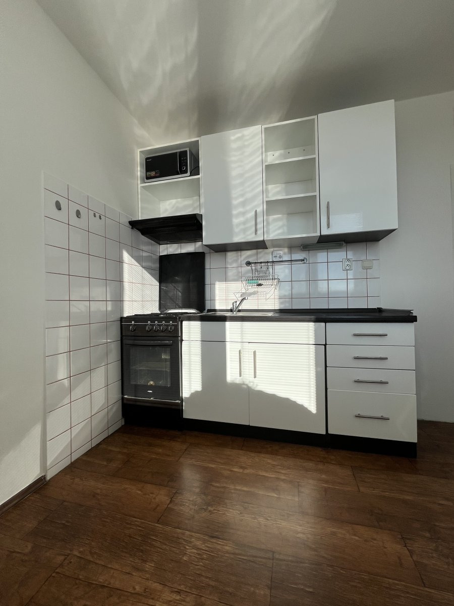 Pronájem bytu 1+1, Josefa Brabce, Moravská Ostrava, 9800 Kč/měs, 41 m2
