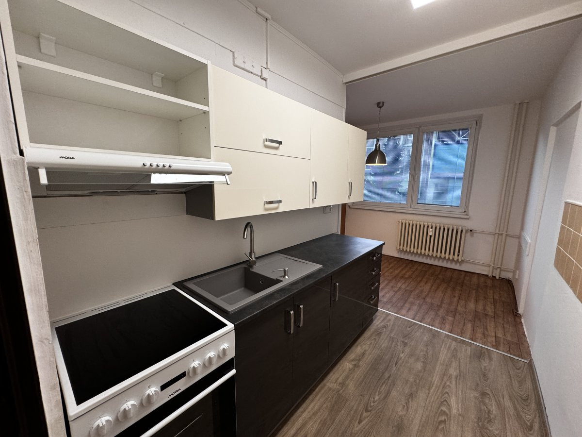 Pronájem bytu 2+1, Dlouhá, Zlín, 13500 Kč/měs, 56 m2